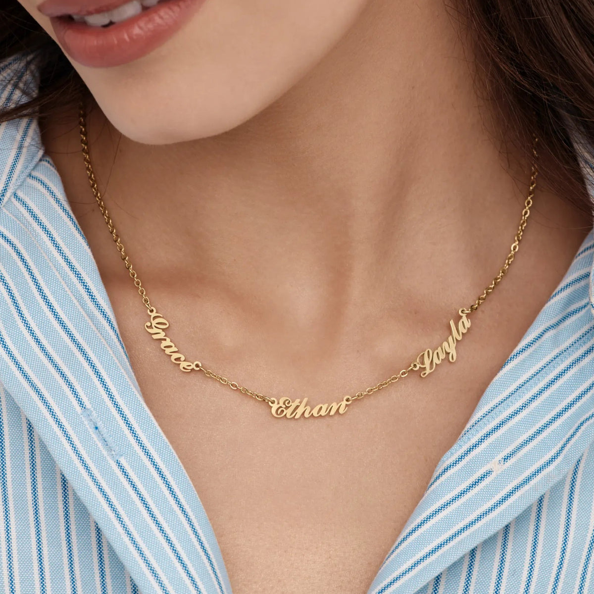 Collar Personalizado con Varios Nombres para Mujer