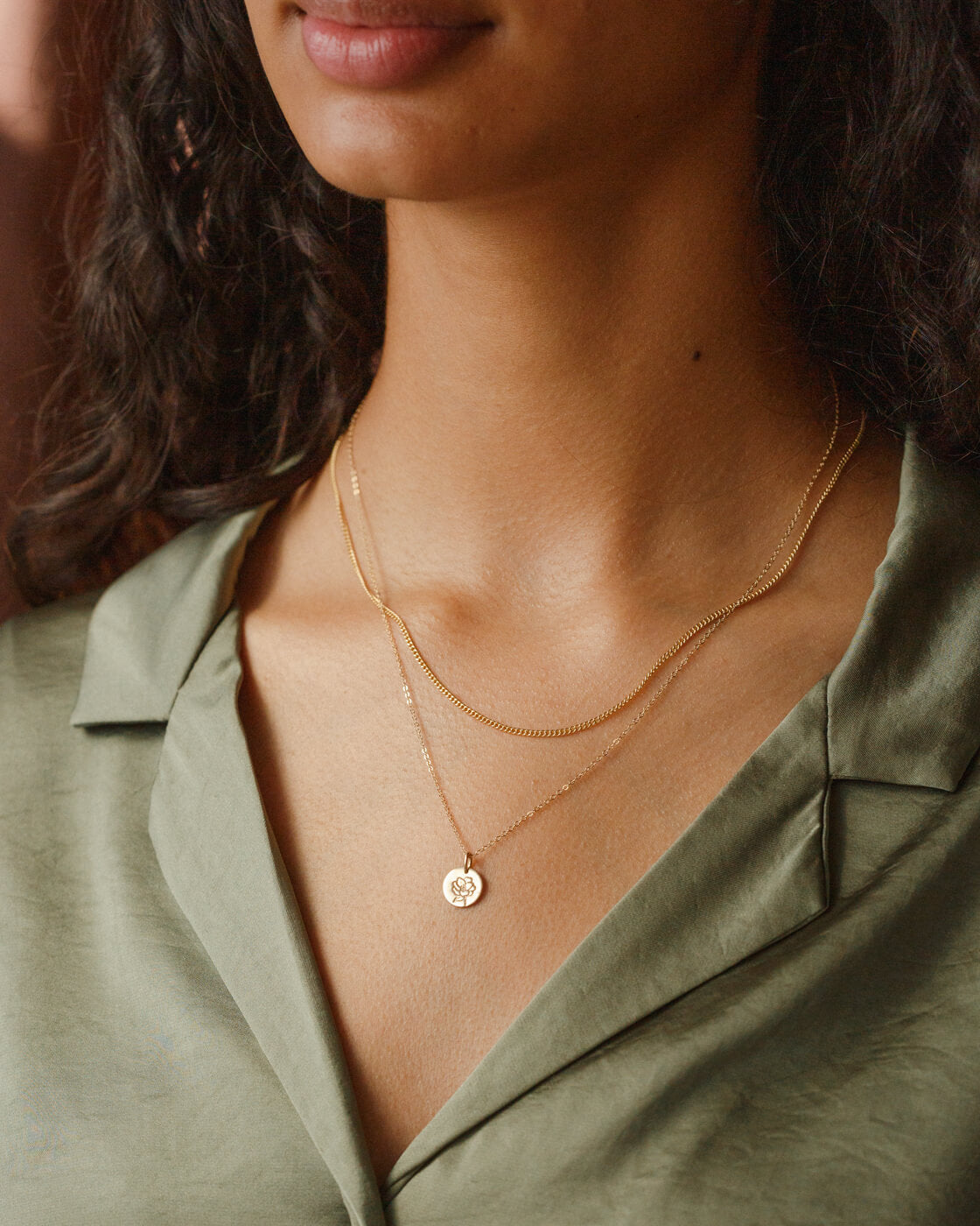 Collar con flor de nacimiento – Flor del mes personalizada