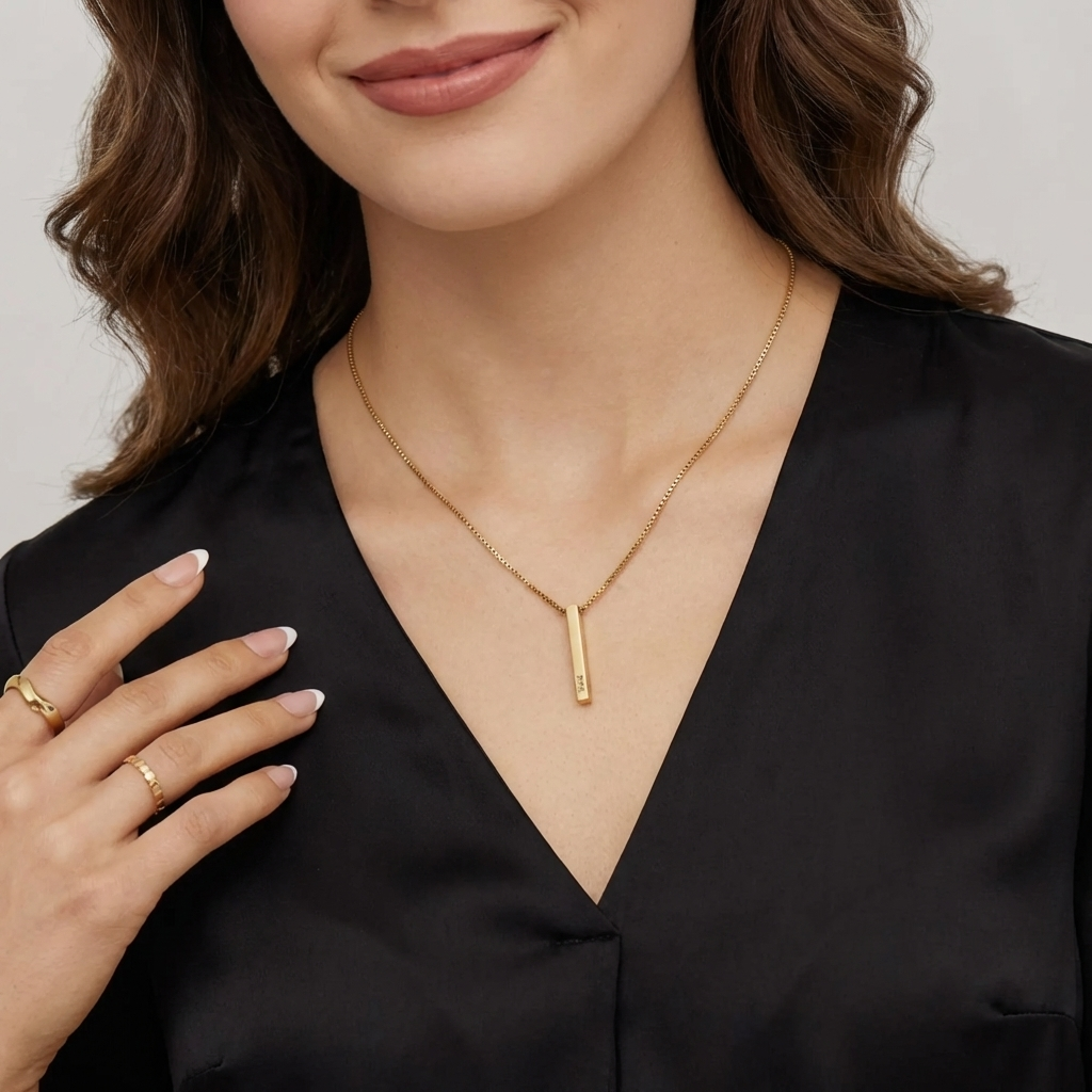 Collar Personalizado con Nombres Grabados – Colgante Vertical