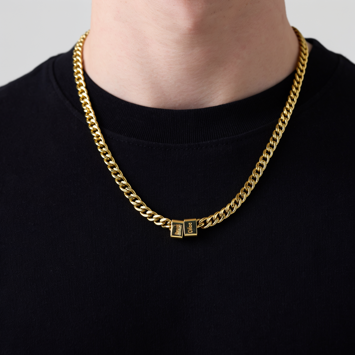 Collar personalizado para hombre con grabado – nombres en colgantes