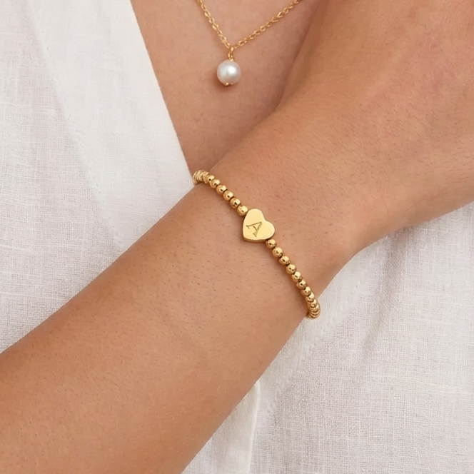 Pulsera de cuentas con inicial grabada