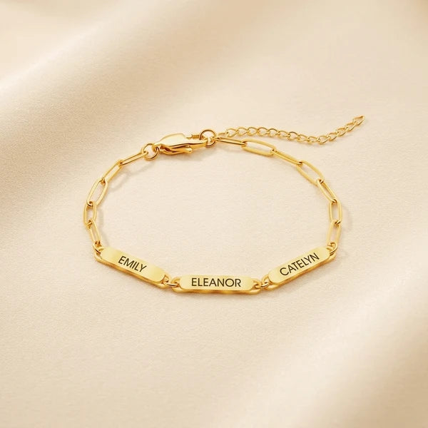 Pulsera con nombres personalizada